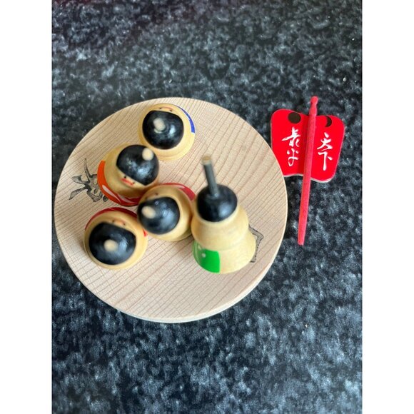 Vintage Handmade Wooden Mini Sumo Wrestlers Tops Goma The Motif Brave Face - Picture 2 of 7